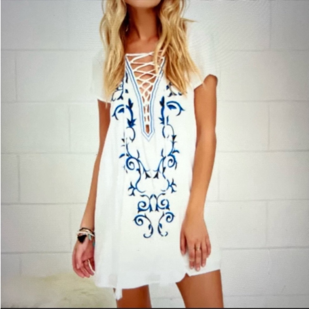 NWT’s “Lulu’s” Down in Kokomo embroidered boho chic, beachy core, summer dress